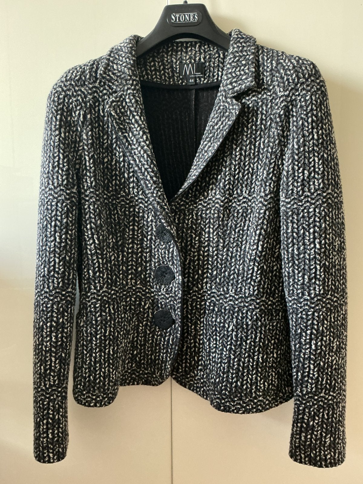 Jasje mt 44 ML Collections Made in Holland Nieuw, Kleding | Dames, Ophalen of Verzenden, Nieuw, Maat 42/44 (L), Zwart