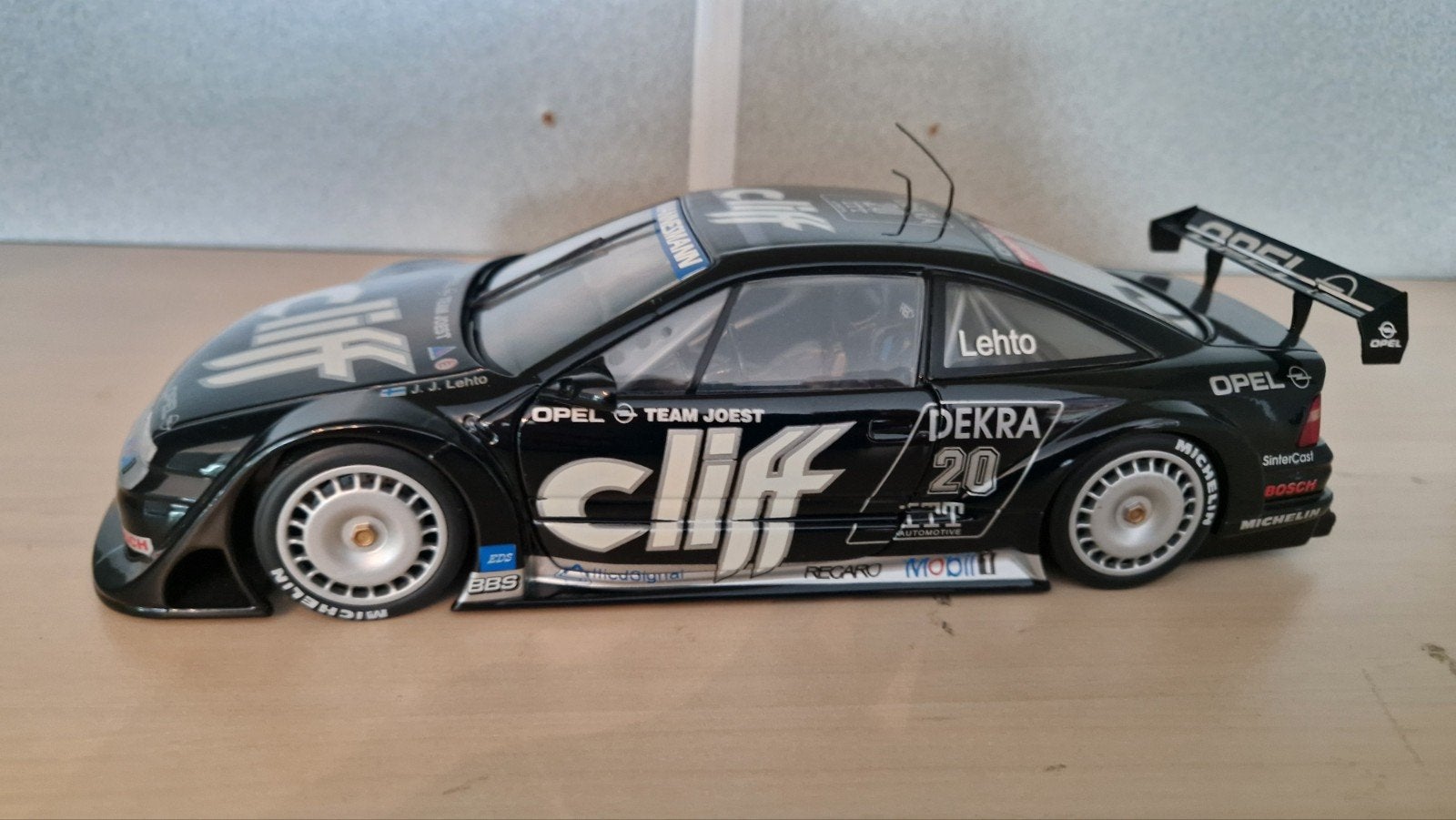 Opel Calibra V6 4x4 DTM 1/18 modelauto, Ophalen of Verzenden