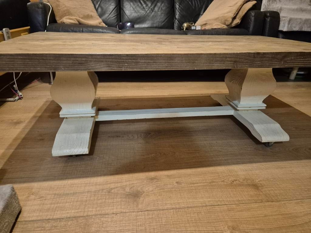 Robuuste klooster salon tafel - massief hout, Ophalen, Gebruikt, 100 tot 150 cm, 50 tot 100 cm