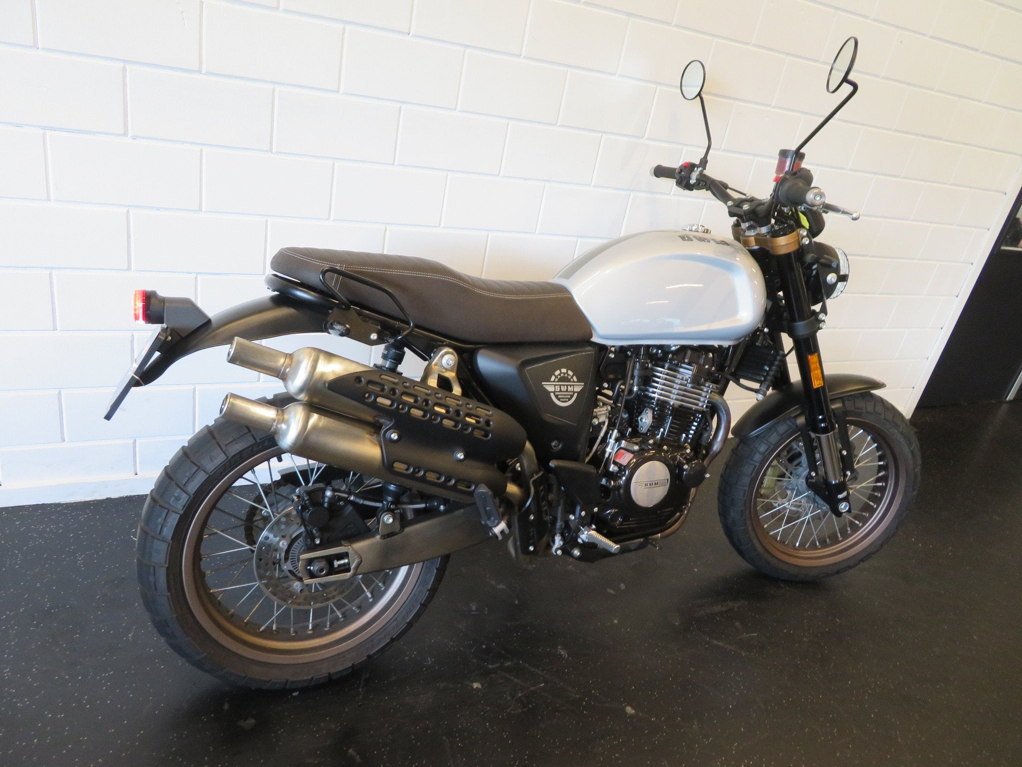 Swm GRAN MILANO OUTLAW 500 SUPERSTRAK! (bj 2019), SWM, Bedrijf, Naked bike