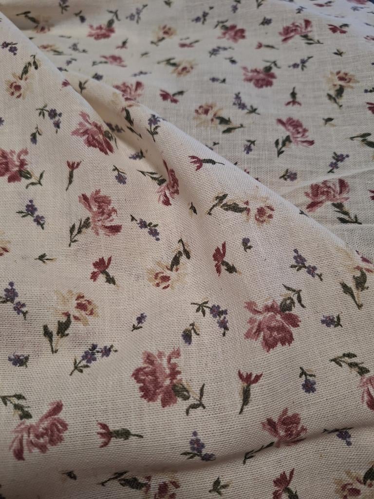 Leuke stof met bloemetjesprint, Overige kleuren, Nieuw, Ophalen of Verzenden, 30 tot 120 cm