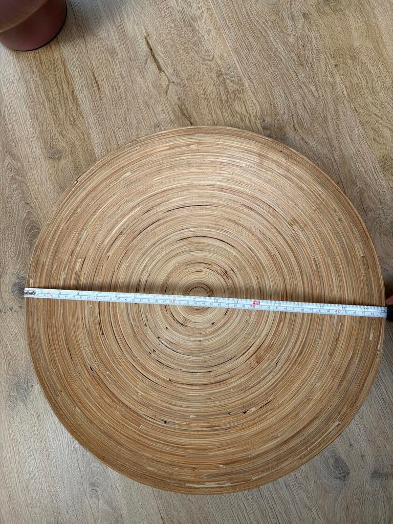 Decoratieve IKEA schaal van bamboe - Zo goed als nieuw, Ophalen of Verzenden, Zo goed als nieuw