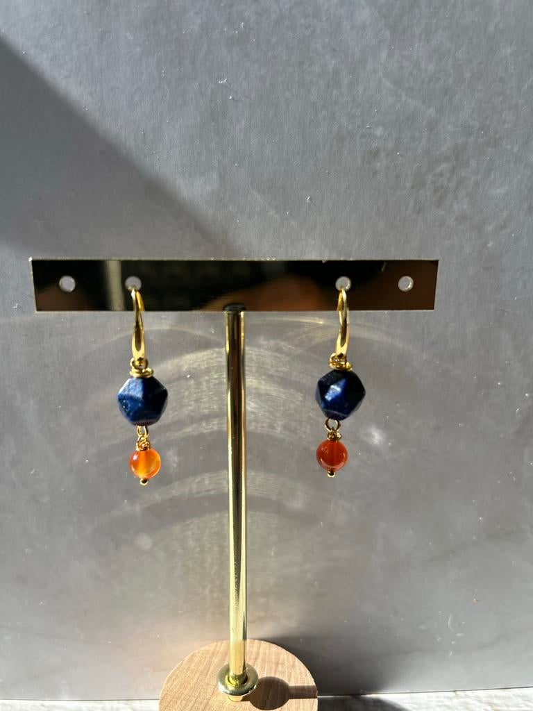 Elegante oorbellen met lapis lazuli en carneool, Overige materialen, Hangers, Nieuw, Met edelsteen