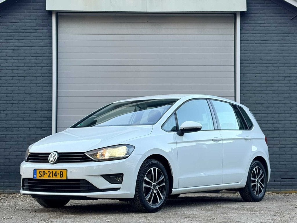 2015 Volkswagen Golf Sportsvan automaat Personenauto, Auto's, Gebruikt, Euro 6, 4 cilinders, Wit