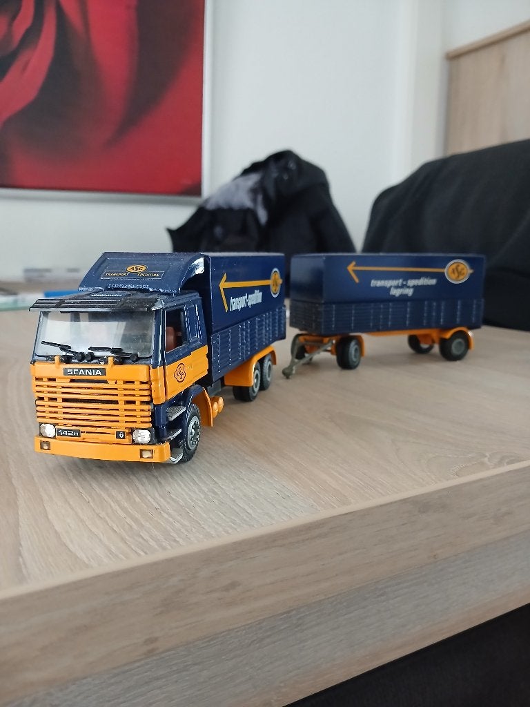 tekno scania, Hobby en Vrije tijd, Modelauto's | 1:50, Ophalen of Verzenden, Zo goed als nieuw, Bus of Vrachtwagen, Tekno