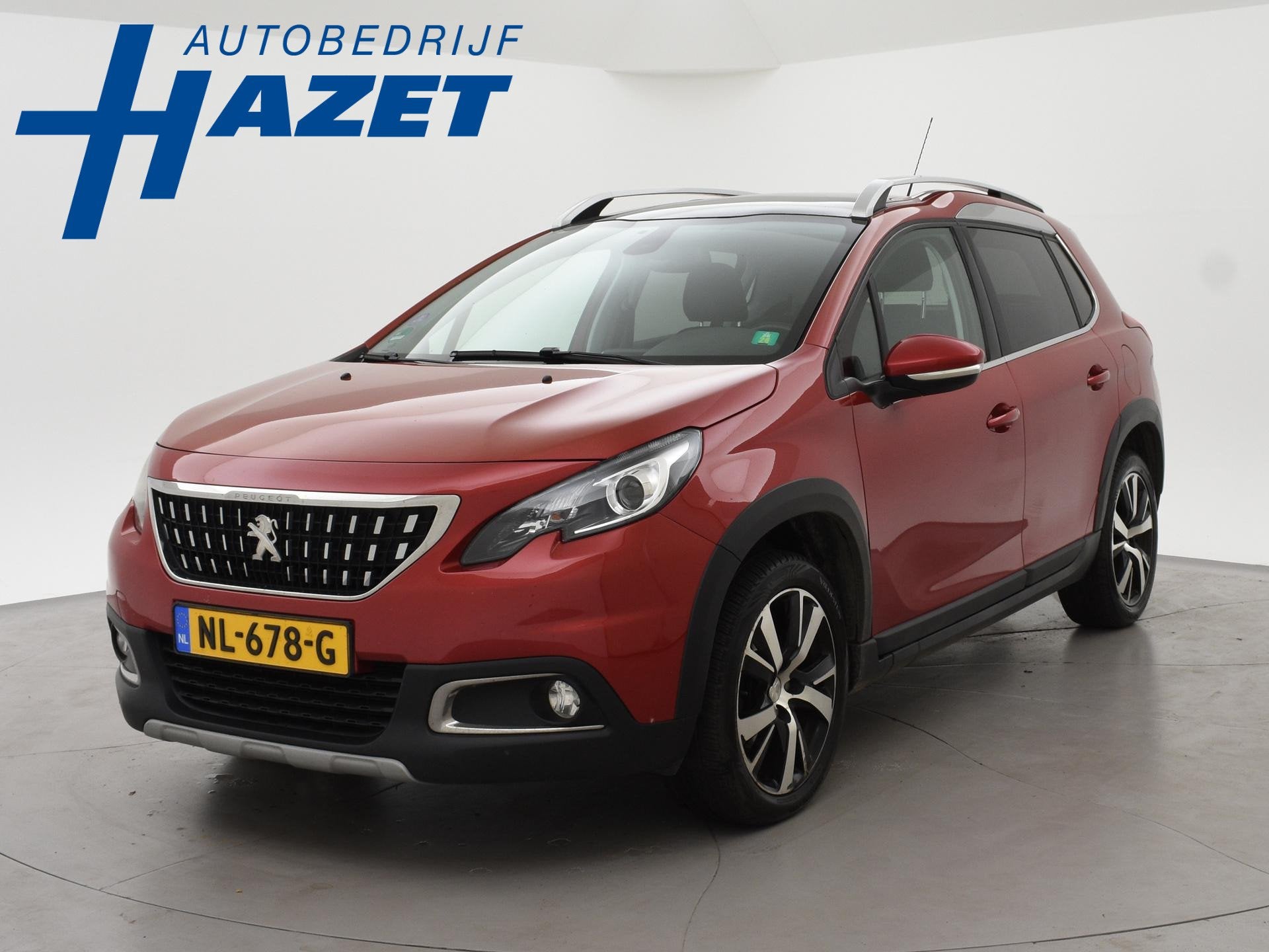 Peugeot 2008 1.2 PT 110 PK ALLURE + TREKHAAK | PANORAMA | CA, Auto's, Voorwielaandrijving, Stof, Euro 6, Parkeersensor