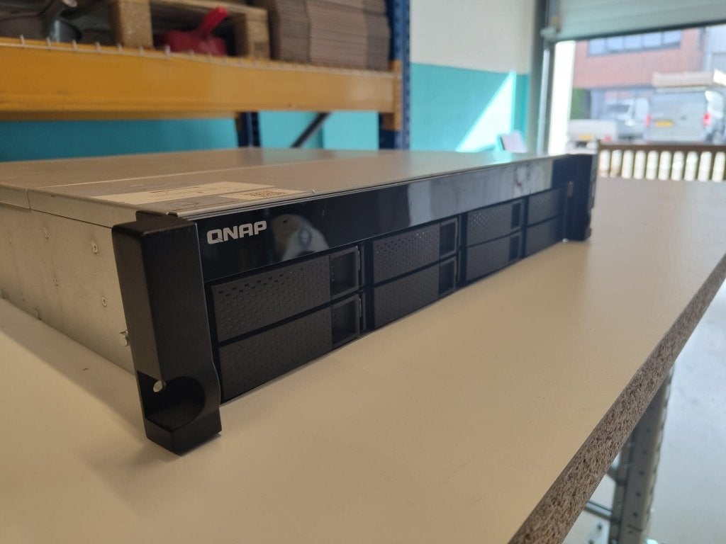 QNAP TS-853BU NAS Server – 8-Bay Rackmount (Zonder Schijven), Computers en Software, Ophalen, Gebruikt, Info@qnap.com, QNAPWEG1