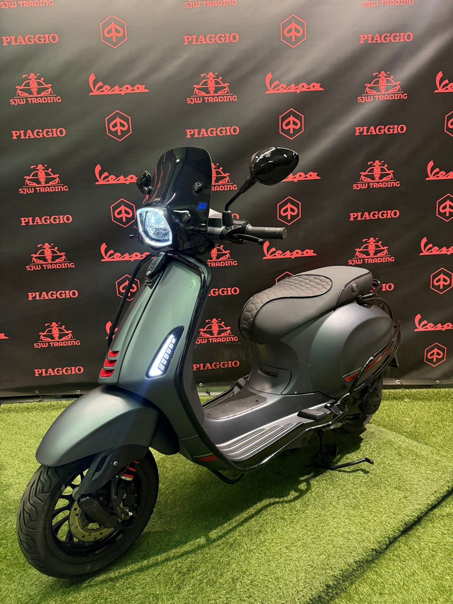 Vespa Sprint 2021 Brom! Mat Grijs / RS Zadel / Garantie!