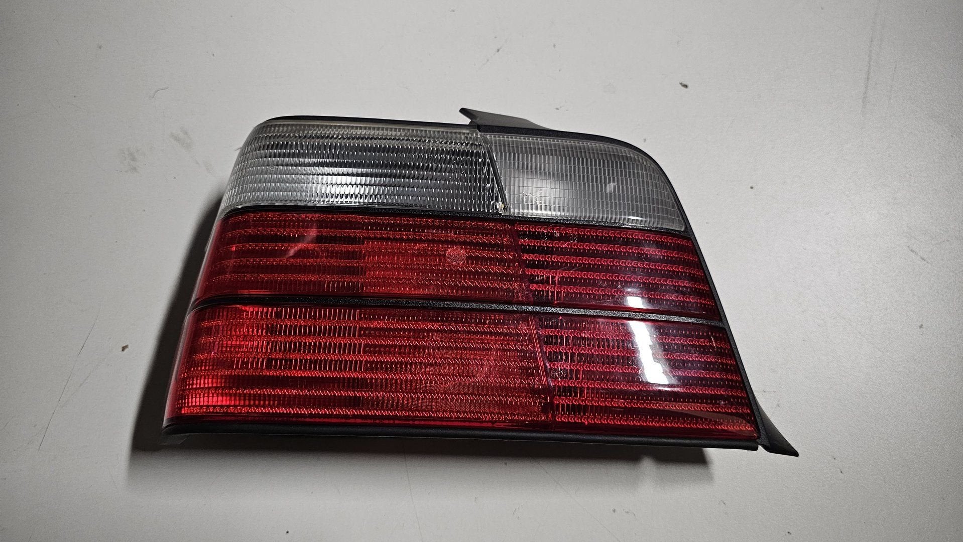 Achterlicht wit rood links imitatie BMW E36 compact 195-015, Gebruikt, -, -, Ophalen of Verzenden