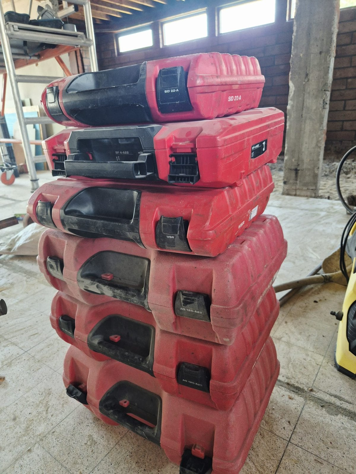 Hilti gereedschapskoffers. Lege koffers zonder machine., Ophalen of Verzenden, Gebruikt