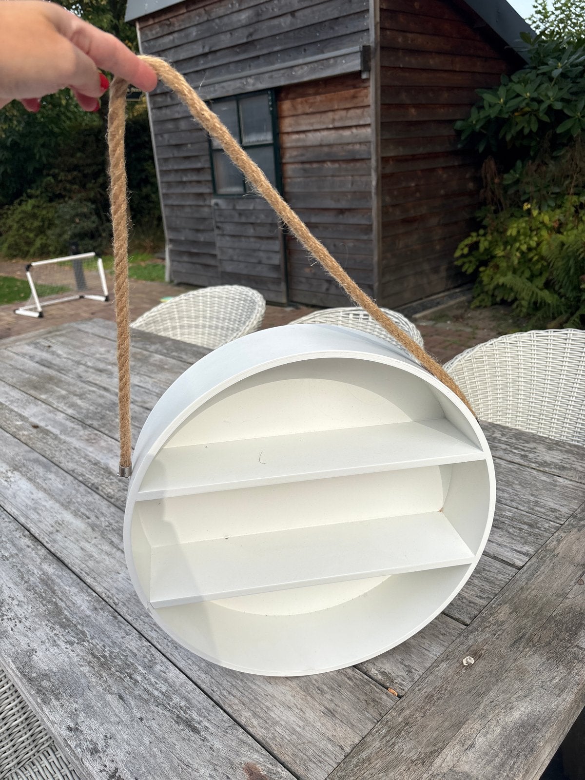 Ronde wandplank met touw - Wit, Hout, Ophalen of Verzenden, Zo goed als nieuw, Modern
