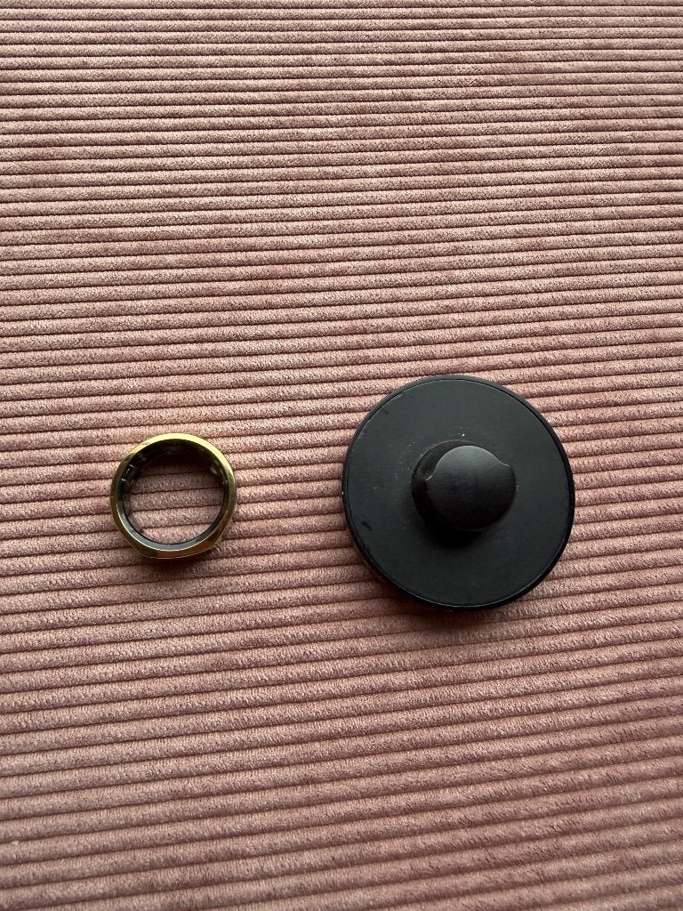Oura Ring Heritage Gen 3 goud maat 9 met oplaaddock, Verzenden, Waterdicht, Gebruikt, Roze