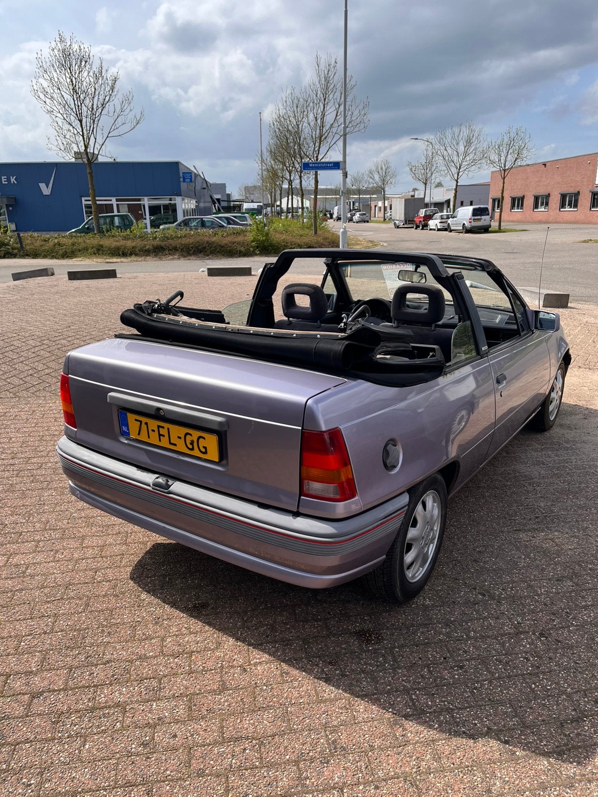 Opel Kadett 1.6 I Cabrio U9 1990, foto 9