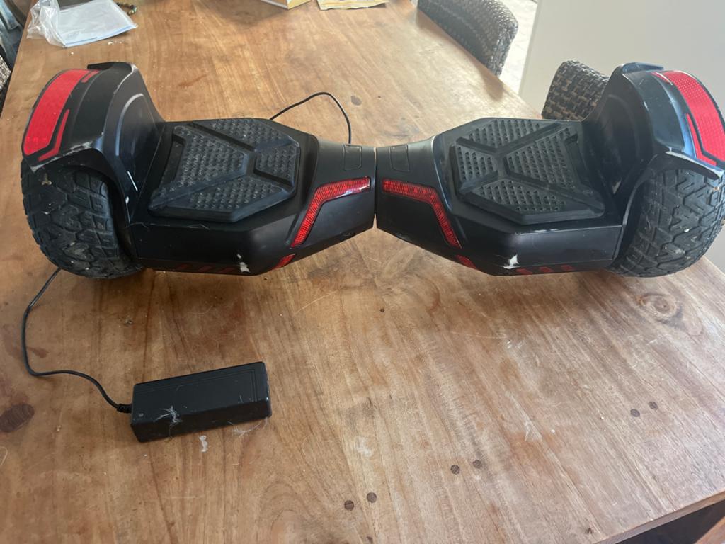 Hoverboard / Elektrische Balance Scooter - Zwart/Rood, Ophalen of Verzenden, Gebruikt, Elektrische step (E-scooter)