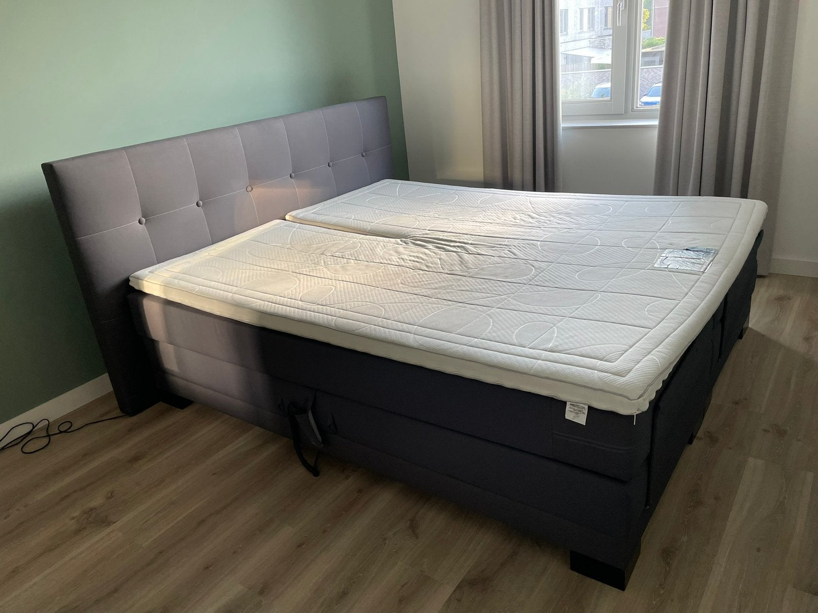2pers. elektr. verstelbare boxspring + topper en hoofdbord, Huis en Inrichting, Ophalen, Gebruikt, 210 cm, Tweepersoons