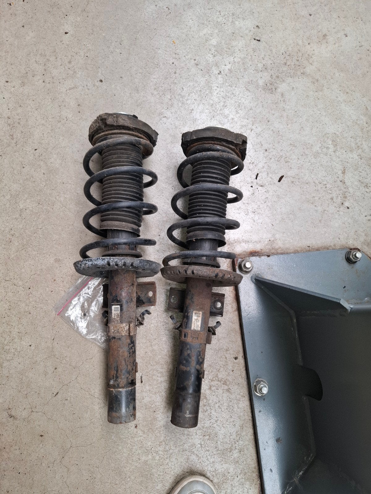 Gebruikte veerpoten  (set van 2), Auto-onderdelen, Ophanging en Onderstel, Ophalen, Gebruikt, Seat