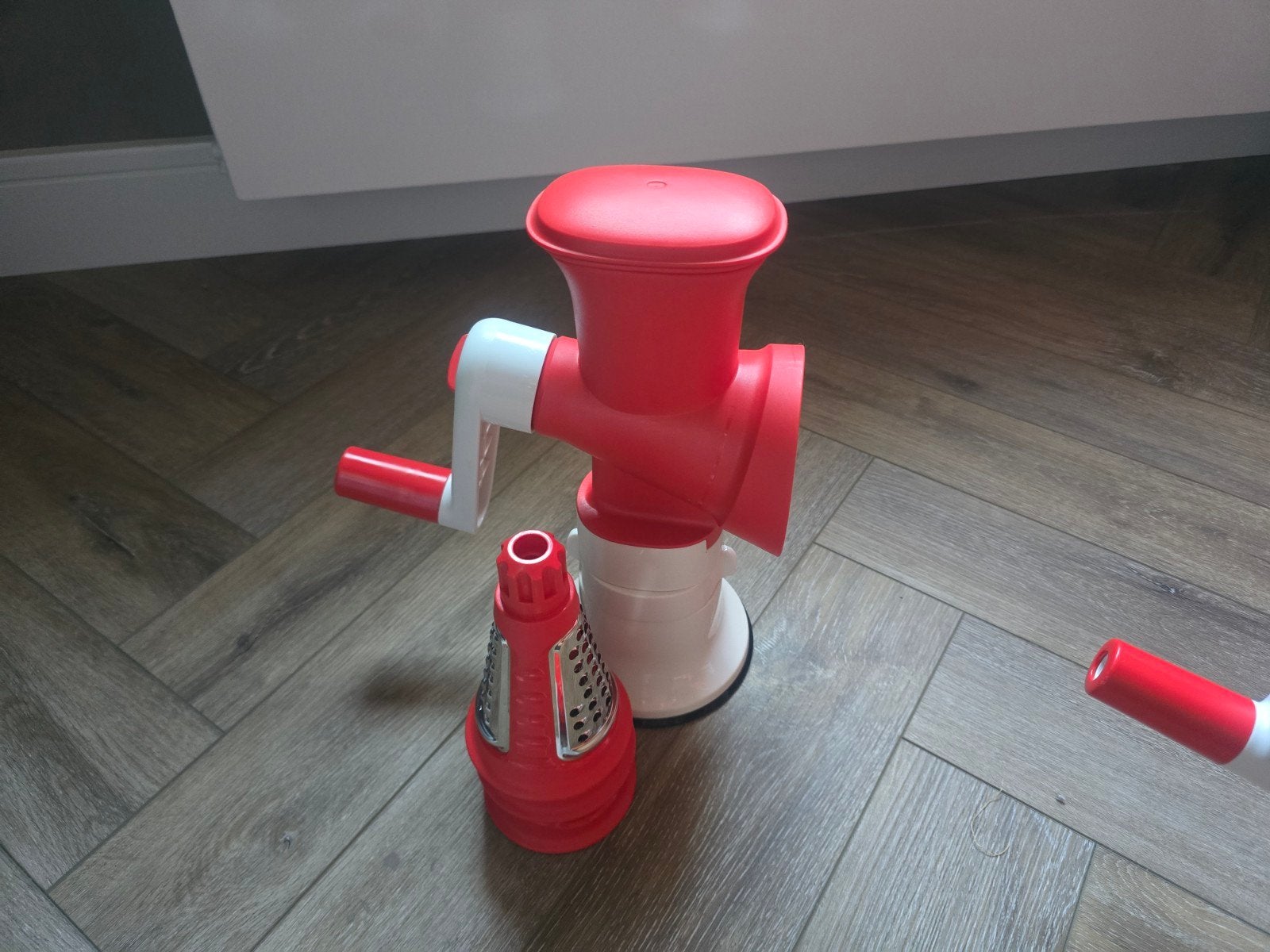 AdaptaChef Tupperware Chef Series rasp met 4 raspen, Overige typen, Ophalen of Verzenden, Zo goed als nieuw, Vaatwasserbestendig
