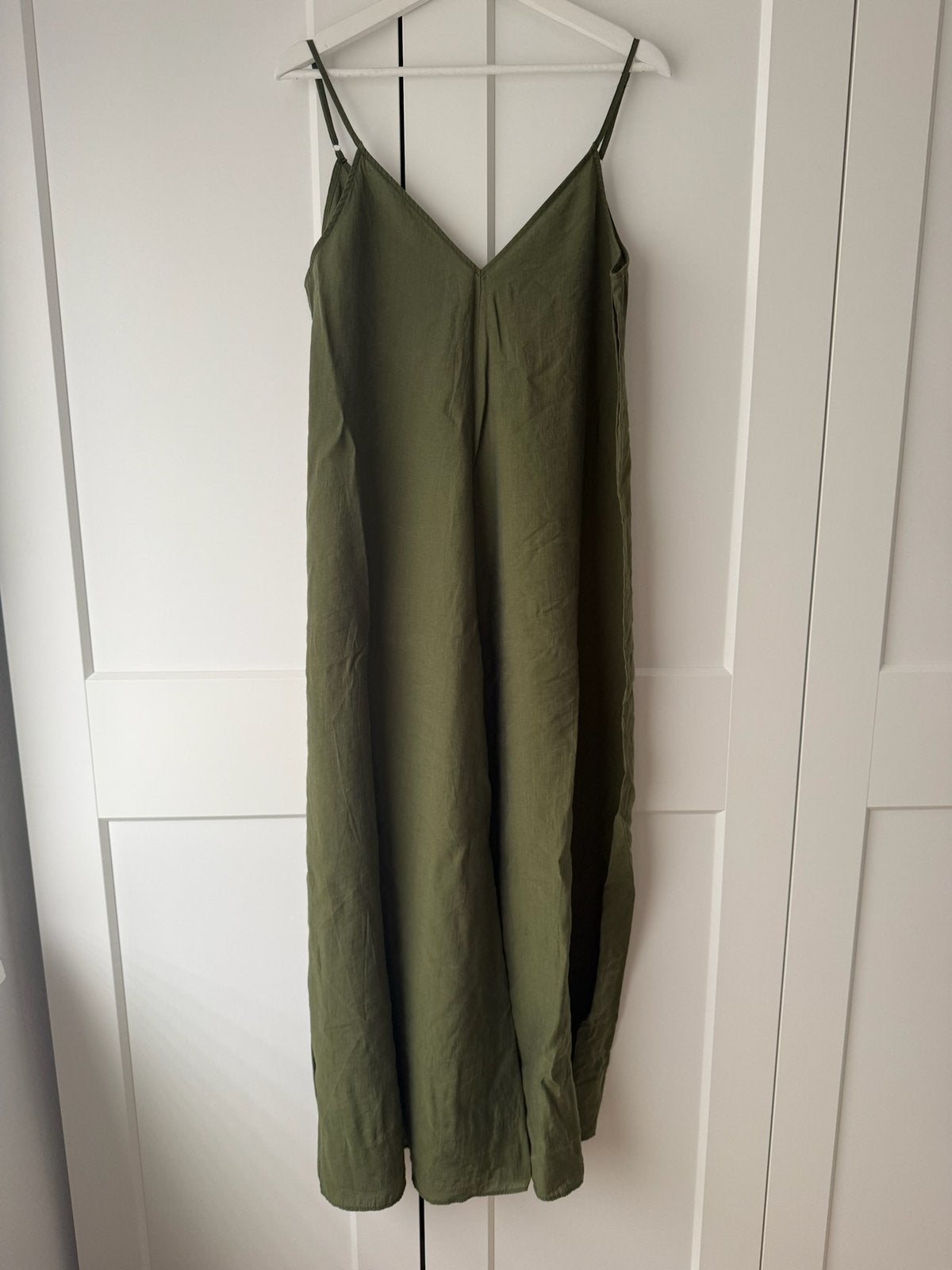 Leuke jurk van Zara, Maat 38/40 (M), Verzenden, Nieuw, Onder de knie