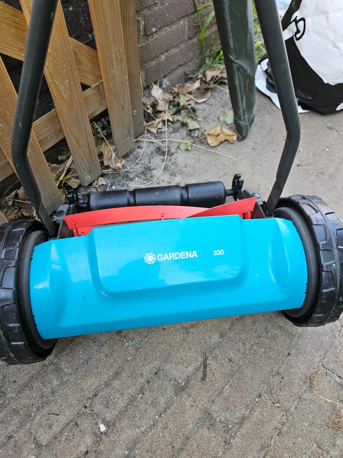 Gardena 330 Handgrasmaaier - Zo goed als nieuw, Ophalen, Handgrasmaaier, Zo goed als nieuw, 30 t/m 39 cm