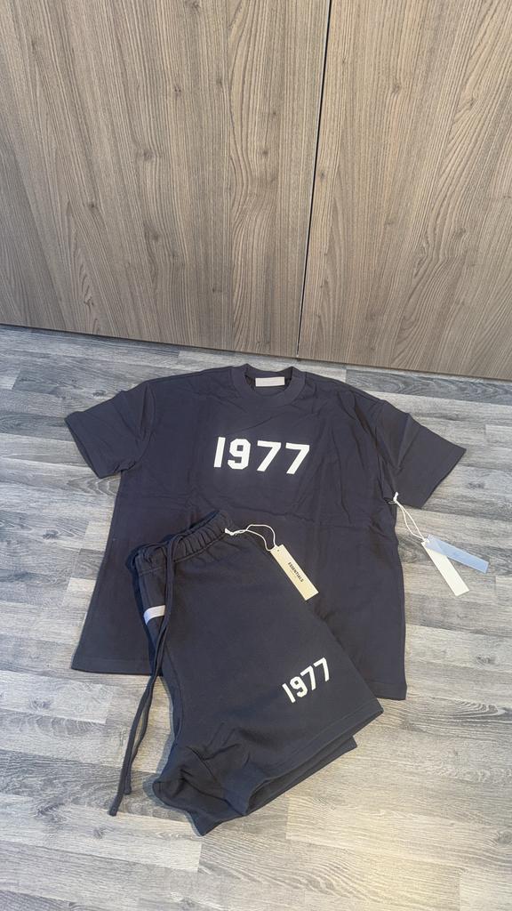 Essentials 1977 Iron zomerset, Kleding | Heren, Ophalen of Verzenden, Zo goed als nieuw, Maat 48/50 (M), Zwart