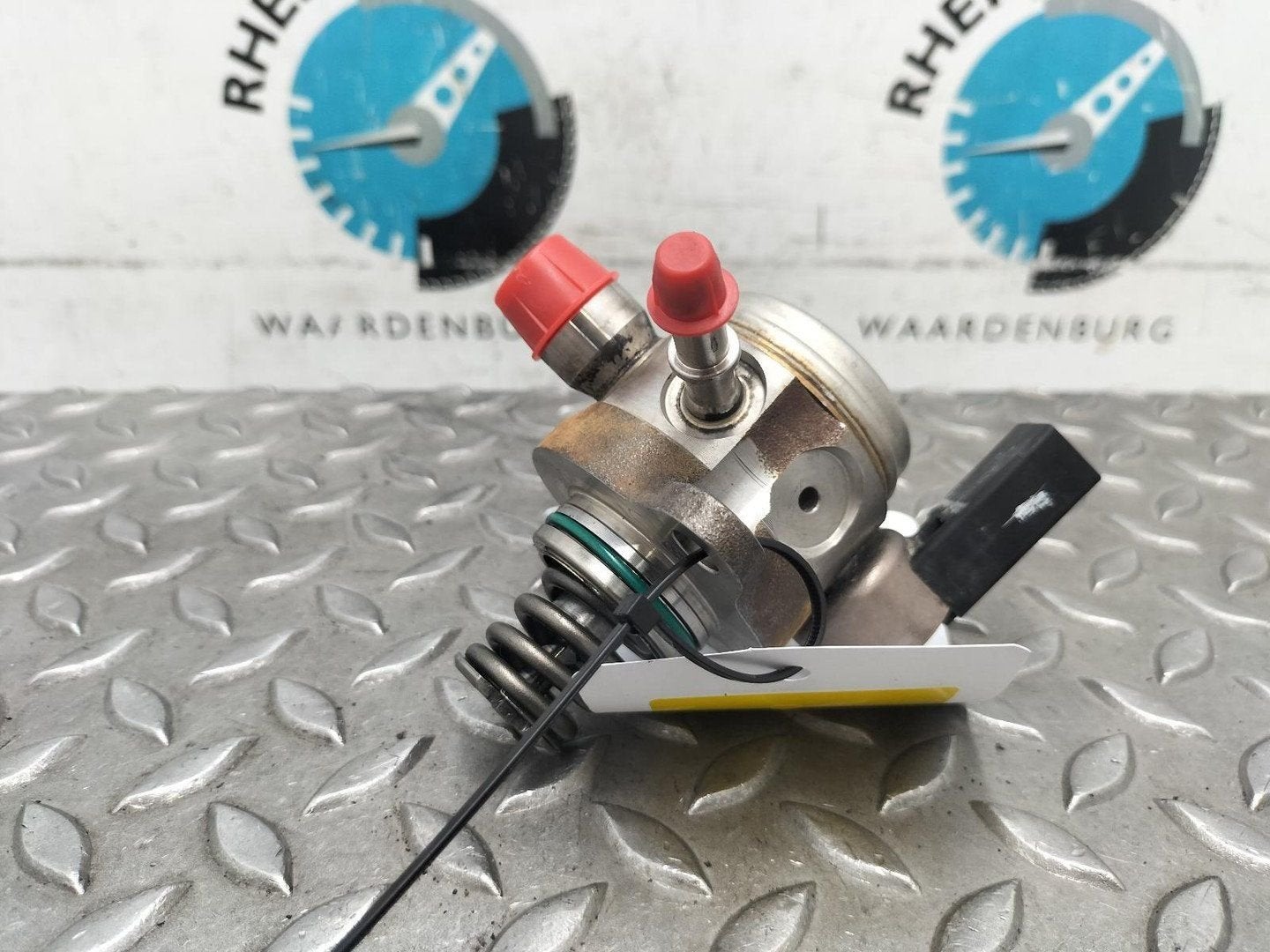 VOLKSWAGEN POLO BRANDSTOF POMP VOOR DE INJECTOR 2022, Ophalen of Verzenden, Gebruikt, Stiba lid