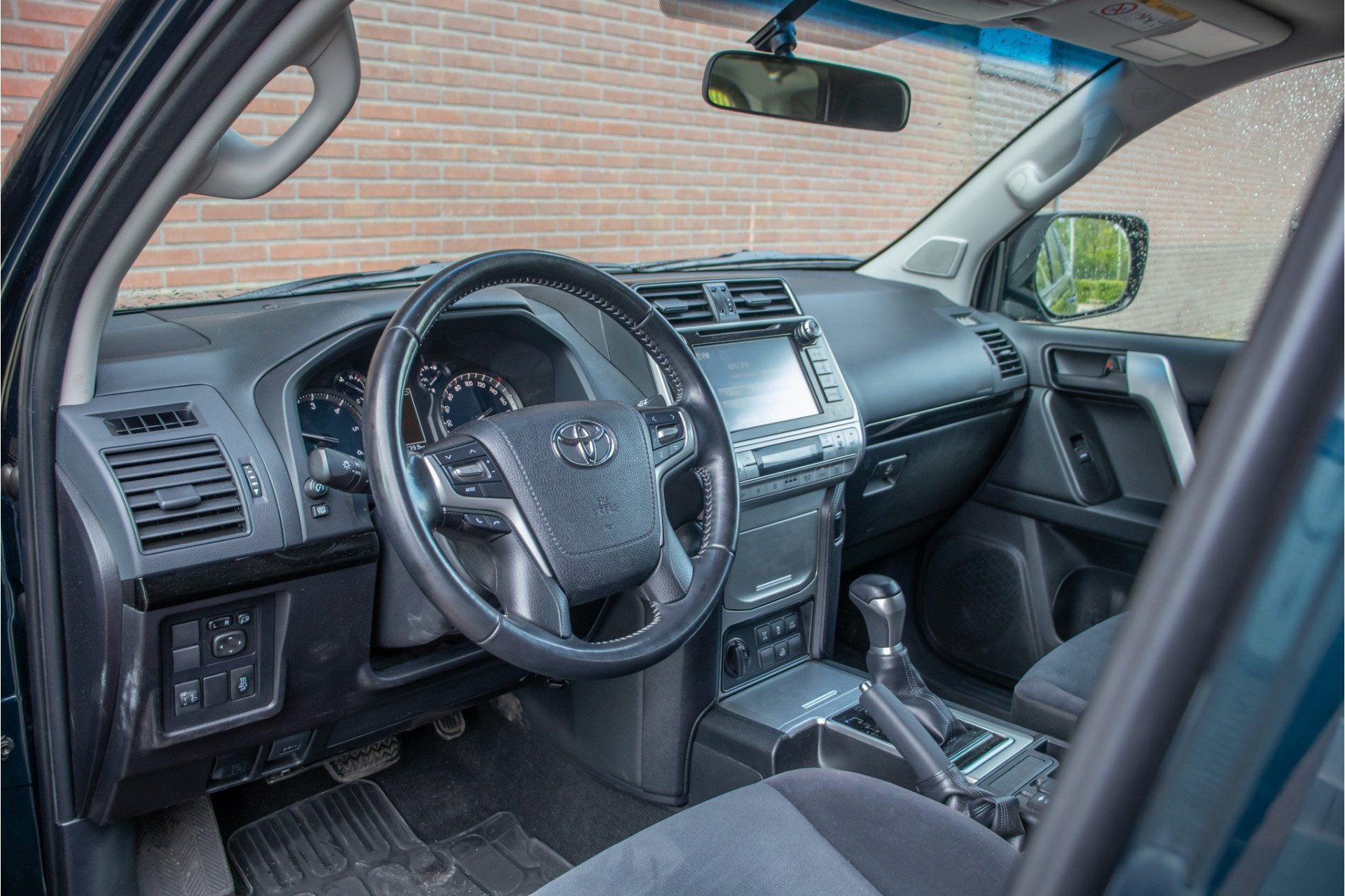 Toyota Land Cruiser 2.8 D-4D-F Blind Van, 107.000km NAP, Cam, Automaat, Stof, 4 cilinders, Blauw