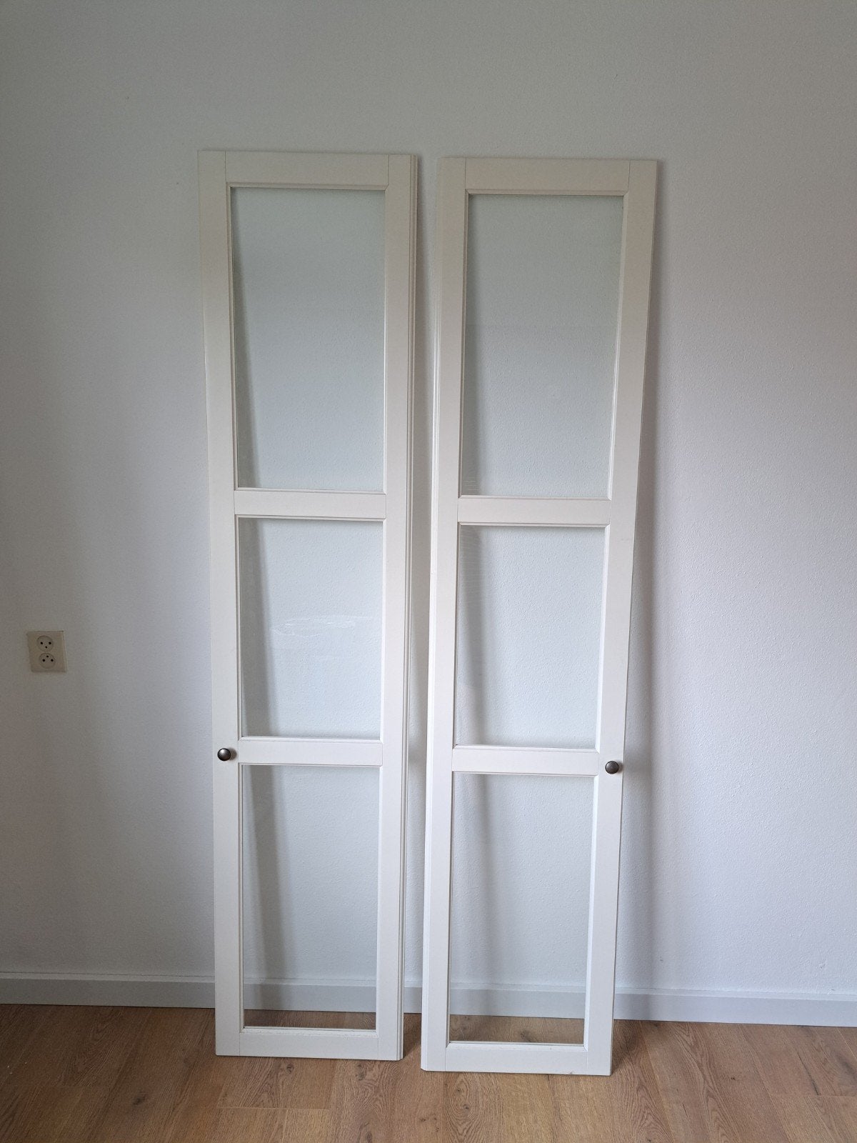 Set van 2 witte ikea kastdeuren met glas, Doe-het-zelf en Verbouw, Ophalen, Gebruikt, Minder dan 80 cm, Binnendeur