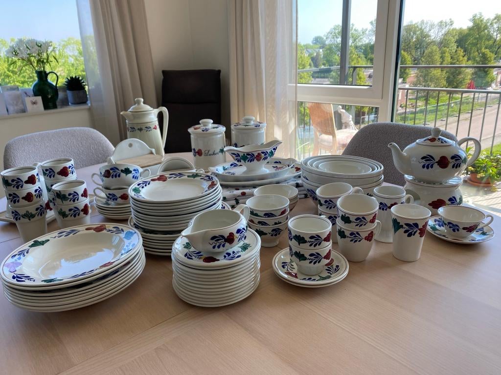 Groot Boerenbont servies compleet, Ophalen