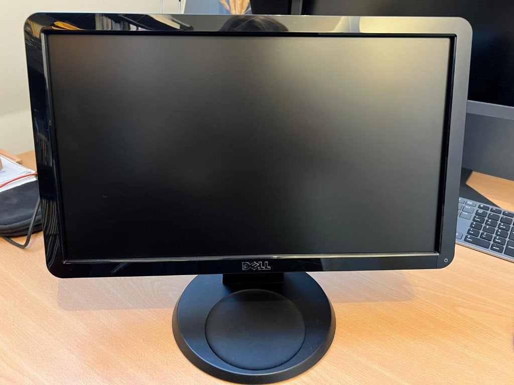 19inch Dell monitor, alleen VGA aansluiting, Computers en Software, Ophalen, Gebruikt, Dell, Overige typen
