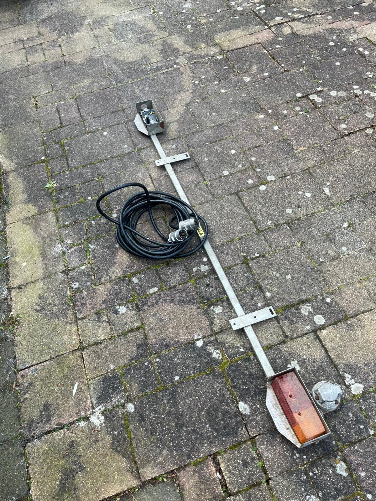 Aanhangwagen onderdelen, Ophalen, Zo goed als nieuw