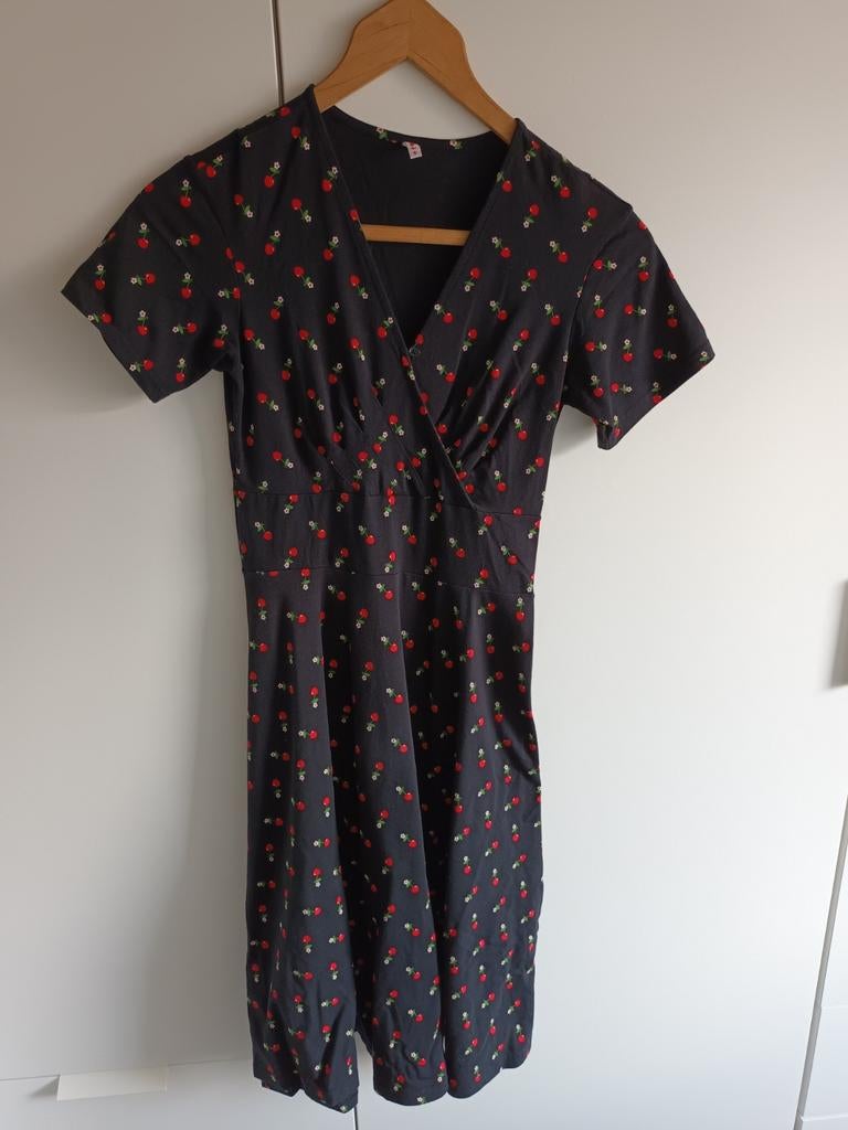 Jurkje Blutgeschwister maat M, Kleding | Dames, Ophalen of Verzenden, Zo goed als nieuw, Maat 38/40 (M), Boven de knie