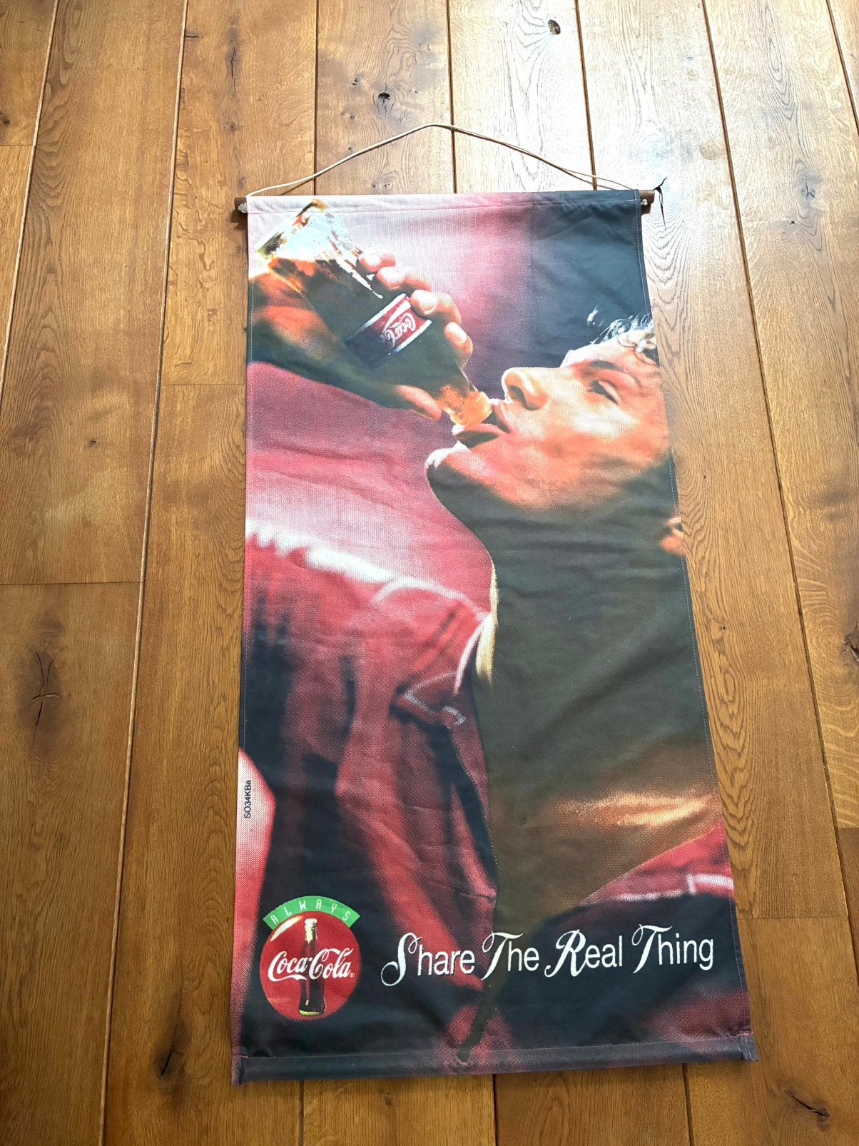 Prachtig hangend Coca Cola doek, Verzamelen, Merken en Reclamevoorwerpen, Ophalen of Verzenden, Zo goed als nieuw, Reclamebord