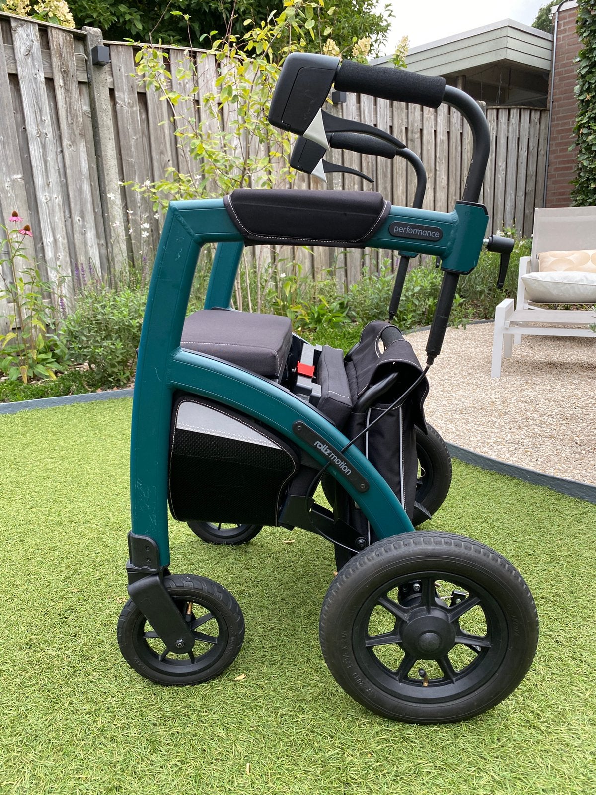 Rollz Motion Performance - (rollator en duwrolstoel in 1), Diversen, Ophalen, Lichtgewicht, Zo goed als nieuw