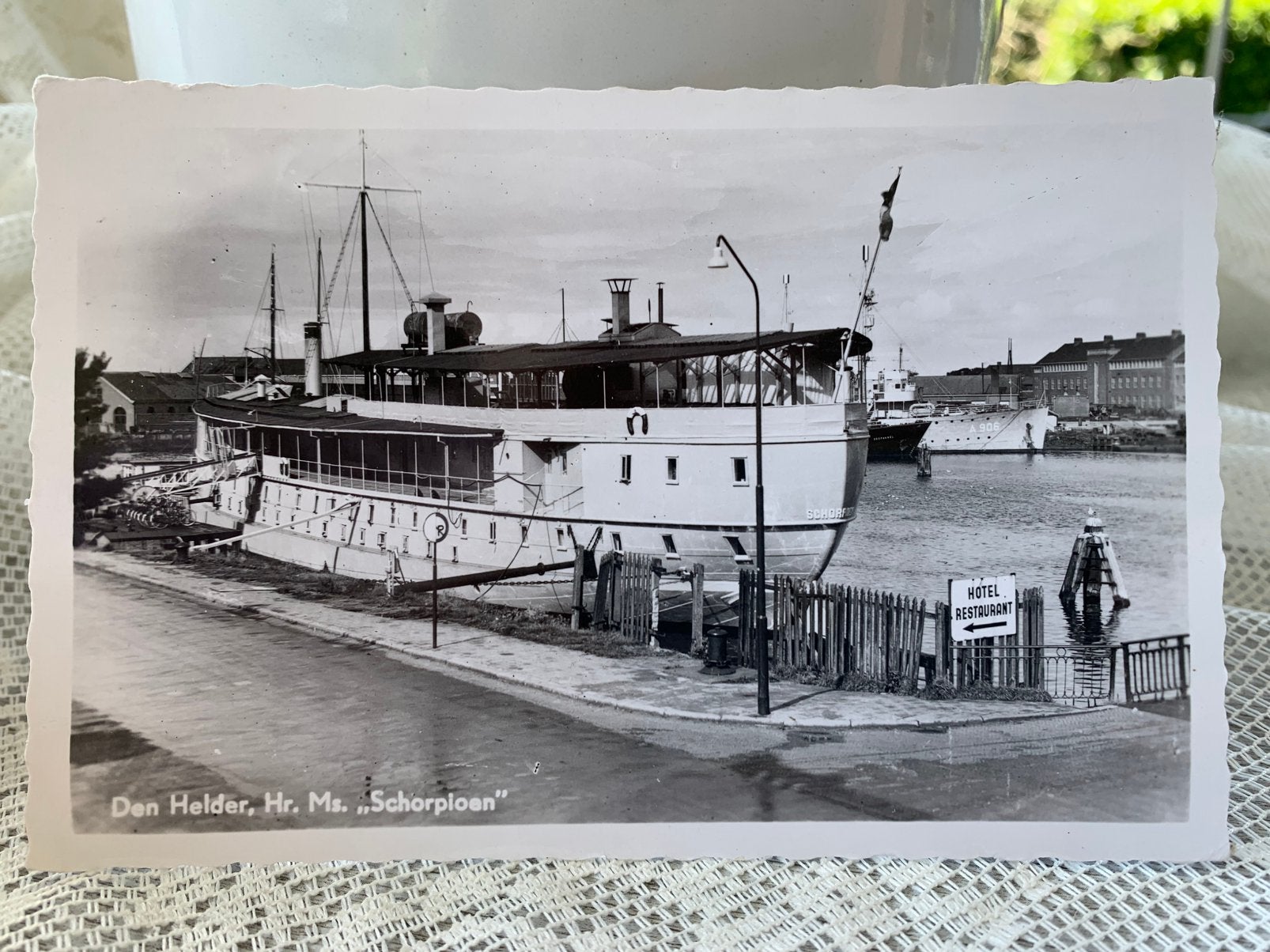 Marine - Den Helder - Hr. Ms. Schorpioen, Ophalen of Verzenden, Zo goed als nieuw, Motorboot, Kaart, Foto of Prent
