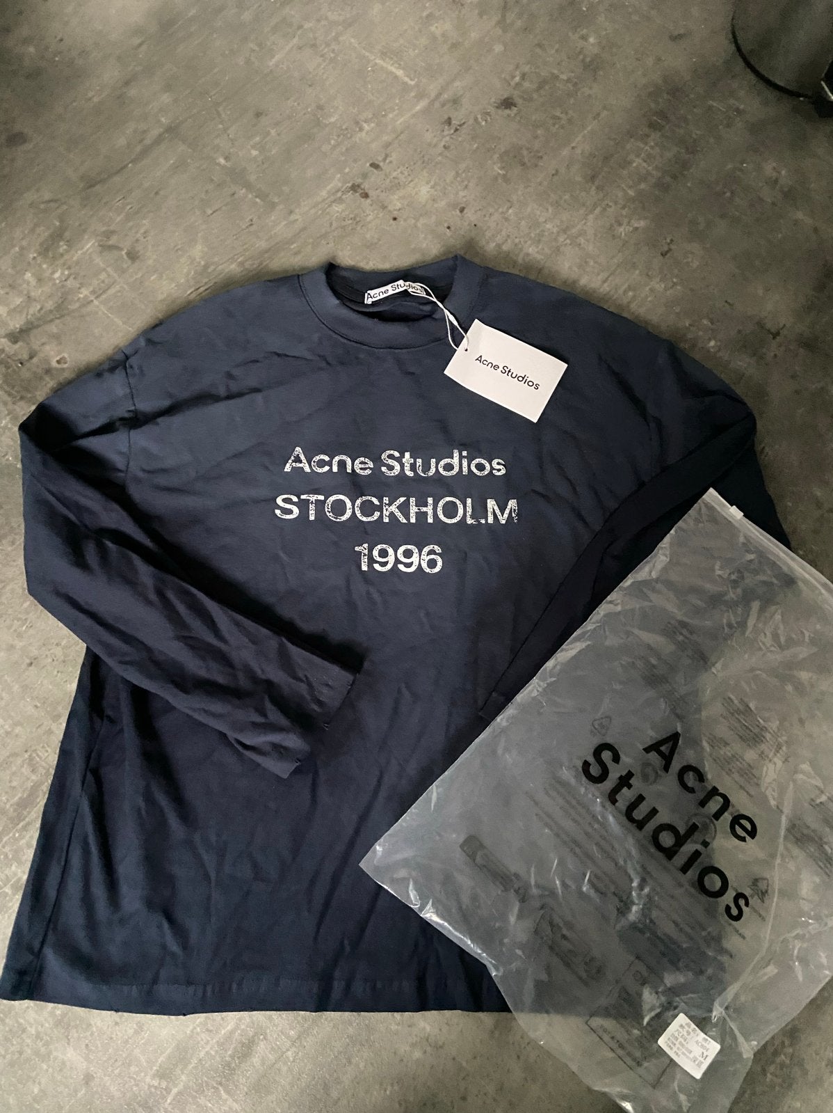 Acne Studios Stockholm 1996 T-shirt - Nieuw met kaartjes, Kleding | Heren, Ophalen of Verzenden, Nieuw, Blauw