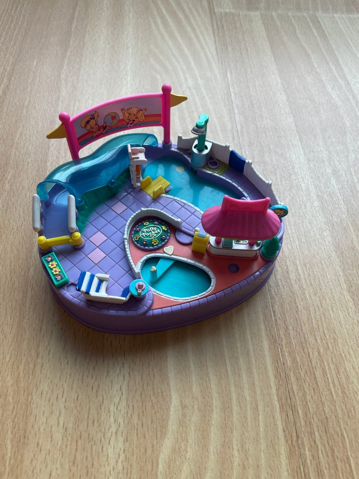 Polly pocket pool party Zgan vintage 1997 magnetisch, Ophalen of Verzenden, Gebruikt