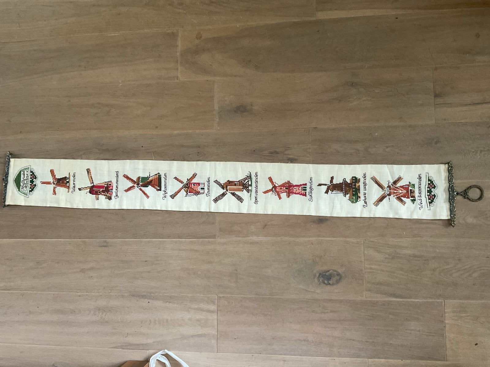 Vintage geborduurd schellekoord Hollandse Molens, Ophalen of Verzenden, Zo goed als nieuw, Handgemaakt, Meerkleurig