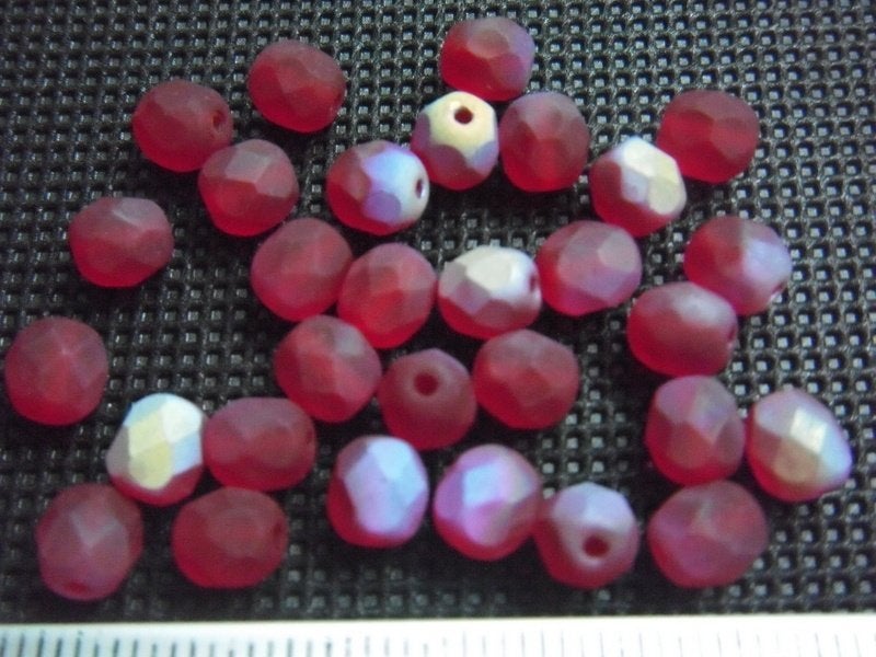30 glas facet kralen 6mm. rood, Hobby en Vrije tijd, Ophalen of Verzenden, Nieuw, Kraal