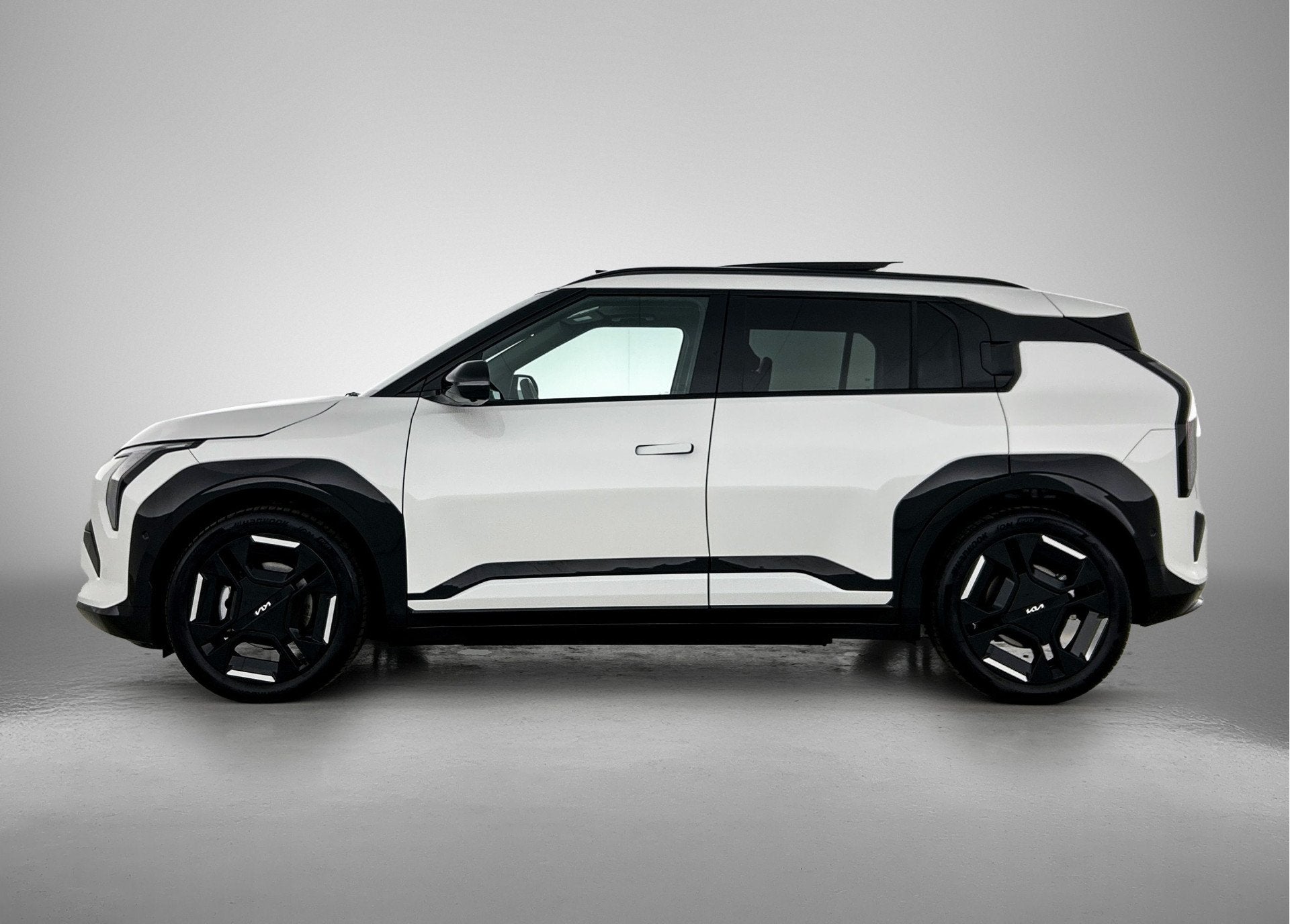 Kia EV3 GT-PlusLine 81.4 kWh Stoelverwarming | Stoelverkoeli, Auto's, Kia, Zwart, Kia Top Selectie, 204 pk, 1000 kg