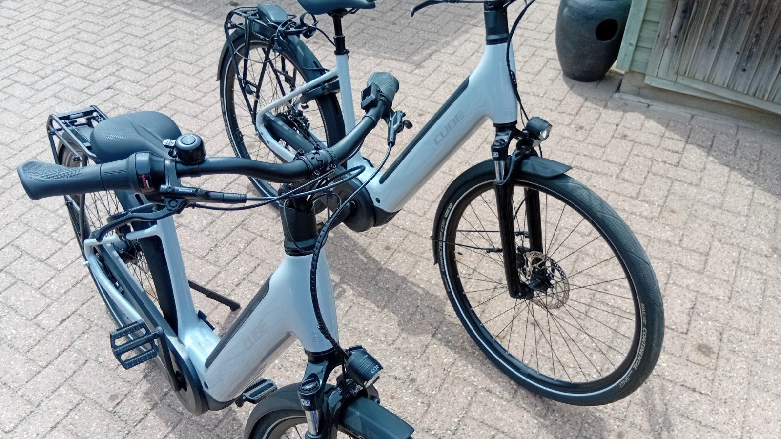 Setje cube 2 maanden oud, Ophalen, Zo goed als nieuw, 51 tot 55 cm, Cube