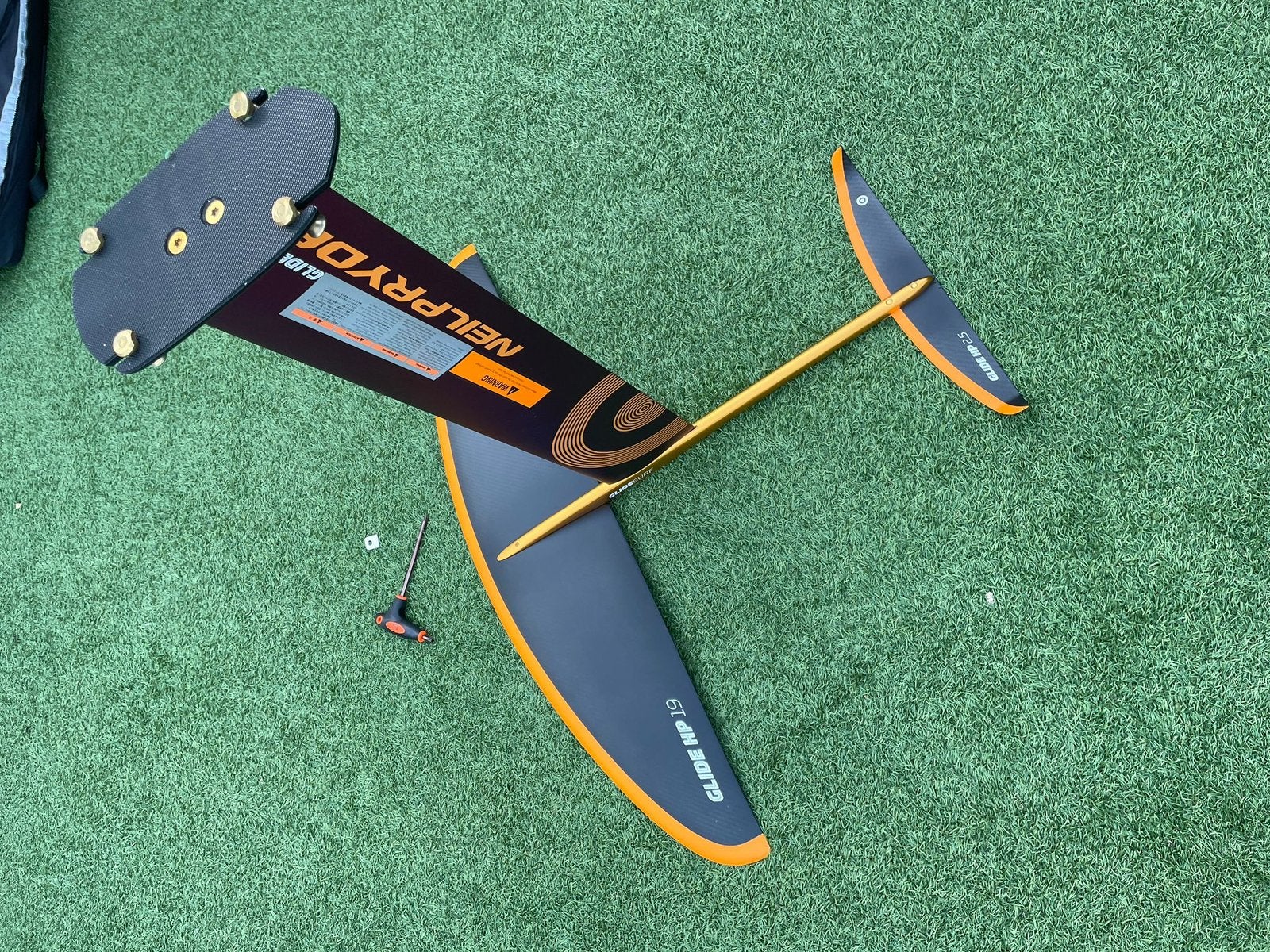 NeilPryde Glide Surf 1900 Wingfoil, Watersport en Boten, Wingsurfen, Ophalen of Verzenden, Nieuw, Wingsurf-hydrofoil
