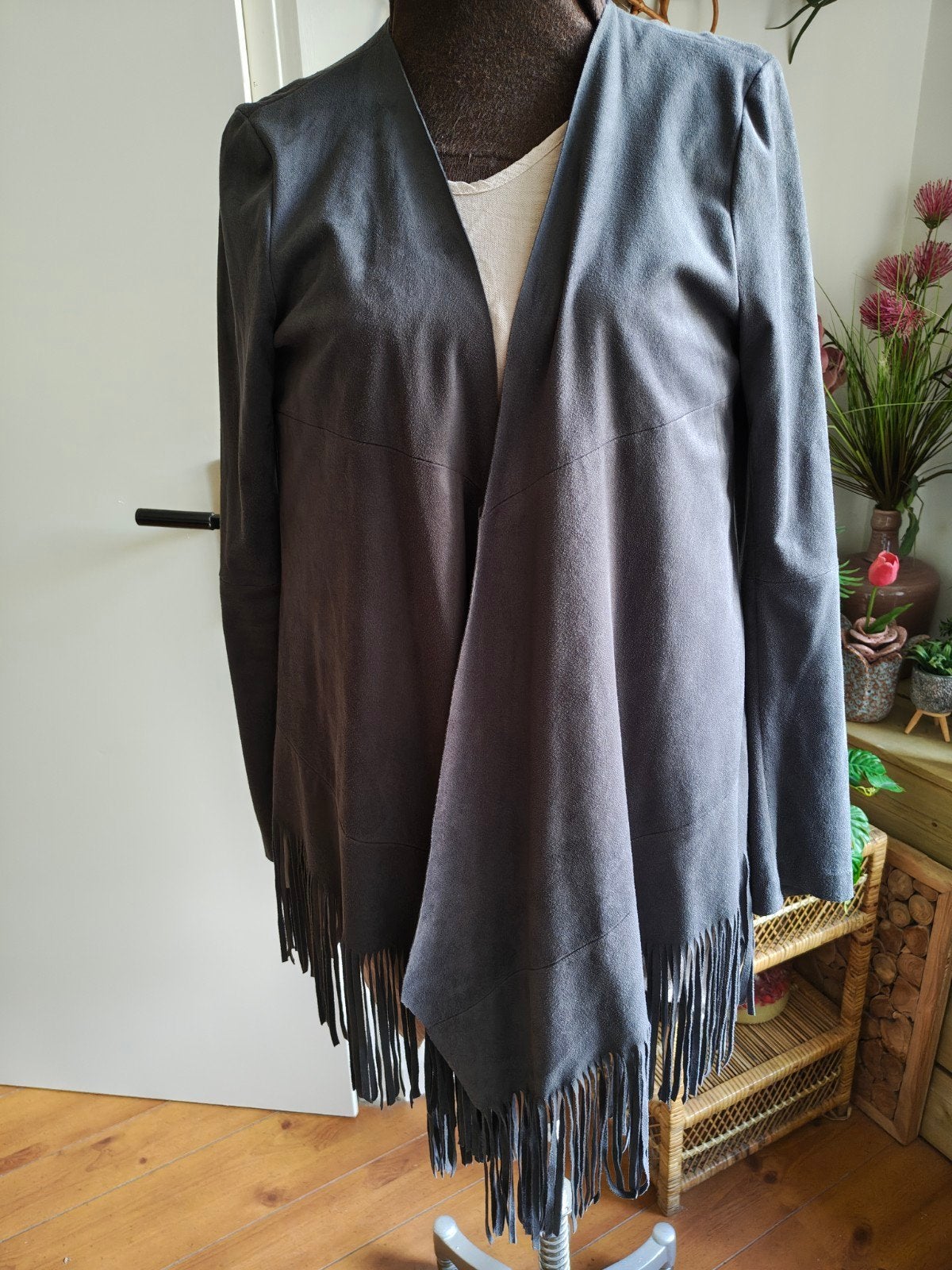 suedine vest franjes grijs maat l, Ophalen of Verzenden, Gedragen, Maat 42/44 (L), Grijs