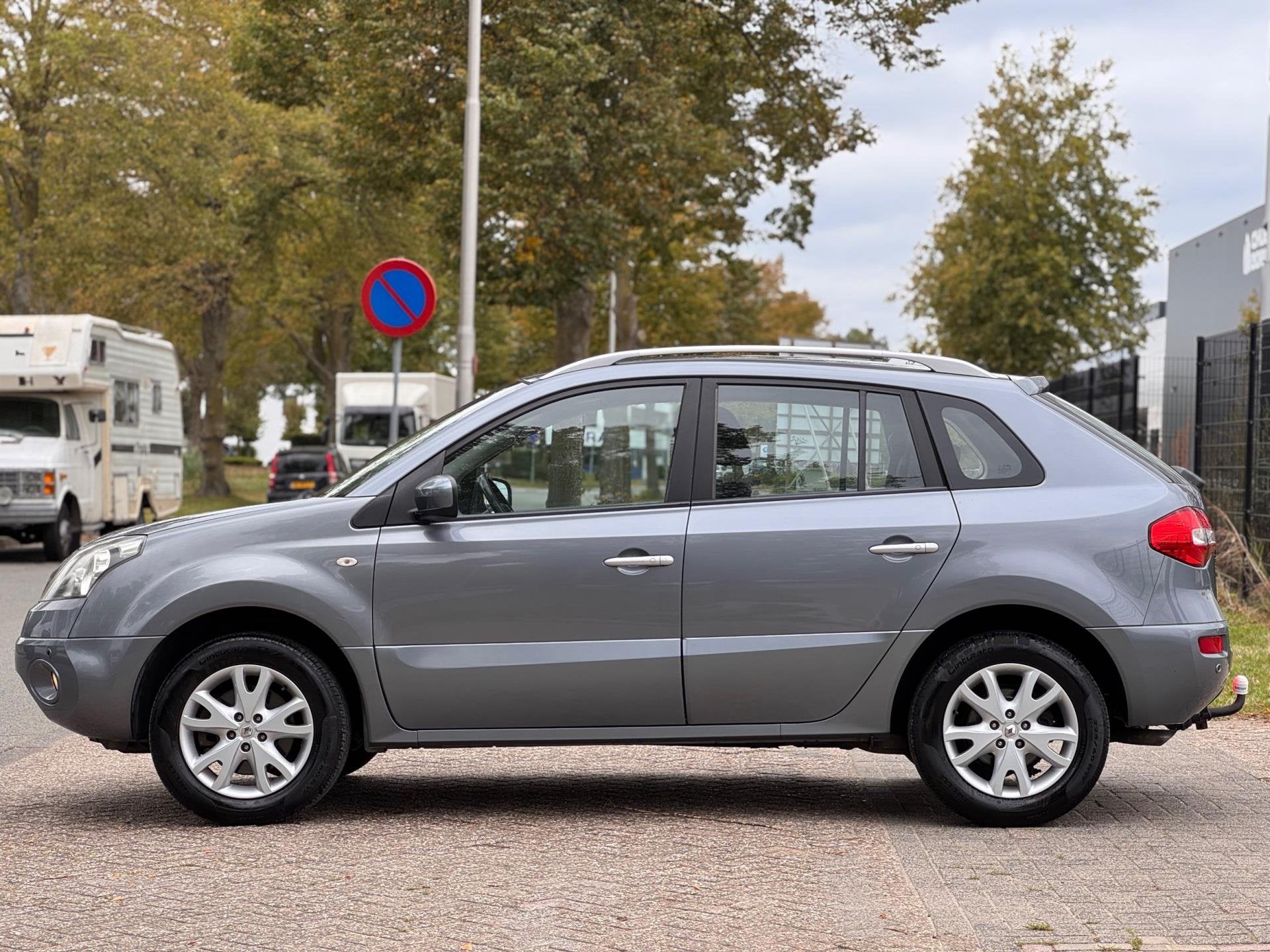 Renault Koleos 2.5 Dynamique Pack/NAVI/PDC/BLUETHOOT/TREKHAA, Auto's, Dealer onderhouden, Koleos, Gebruikt, 4 cilinders