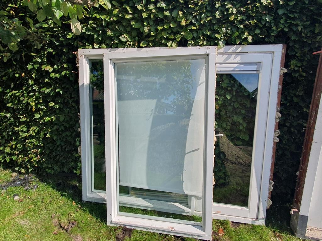 Te koop 2 hardhouten kozijnen., 75 tot 150 cm, Raamkozijn, Ophalen of Verzenden, 75 tot 150 cm