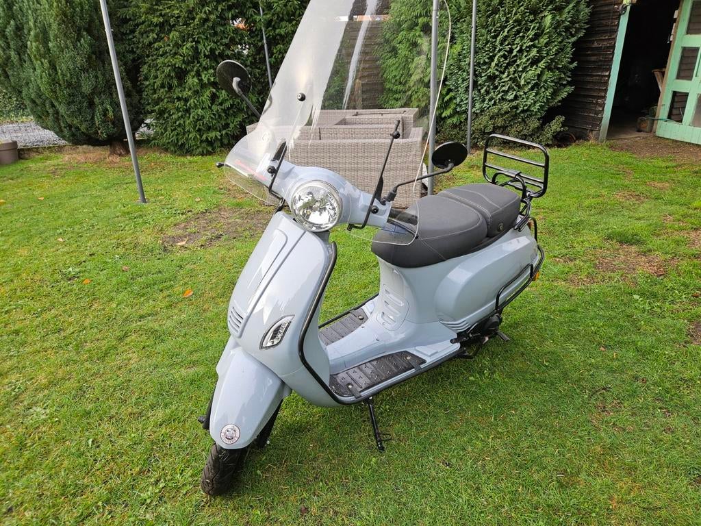 Mooie scooter te koop!, Gebruikt, Overige modellen, Ophalen of Verzenden, Benzine