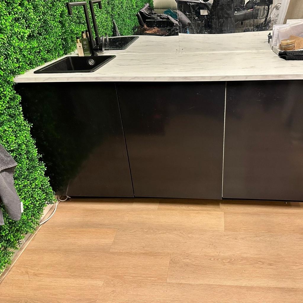 Moderne IKEA Keuken met Marmer Look Blad, Ophalen, Zwart, Enkelwandige keuken, Zo goed als nieuw