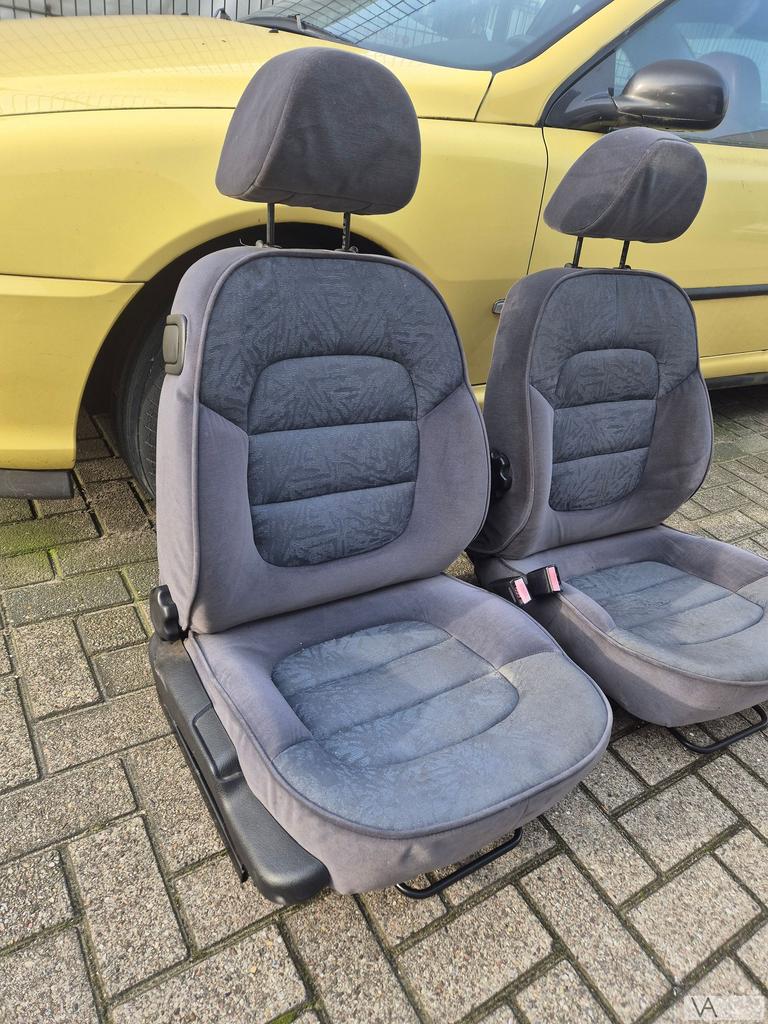 Peugeot 406 coupe 1997 -2005 stoel KANTELT GOED links rechts, Auto-onderdelen, Interieur en Bekleding, Gebruikt, -, -, Ophalen of Verzenden