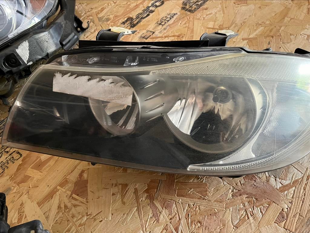Foto 2 van BMW e91 Pre-LCI Halogeen koplampen 2 setjes