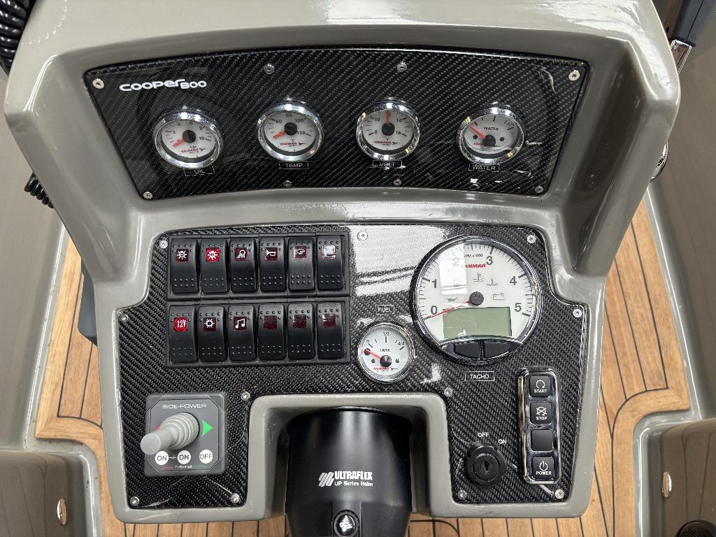 Cooper800 - 2019 - Cooper 800 - 80pk, Ophalen, Gebruikt, Binnenboordmotor, Diesel