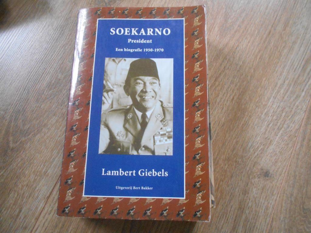 LAmbert Giebels Soekarno President, Ophalen of Verzenden, Zo goed als nieuw, Politiek